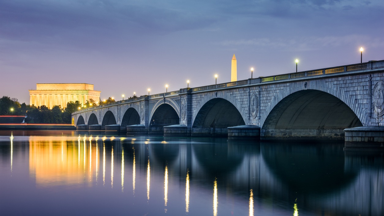 Image of Washington, DC with the Lincoln Memorial and Washington Monument visible.