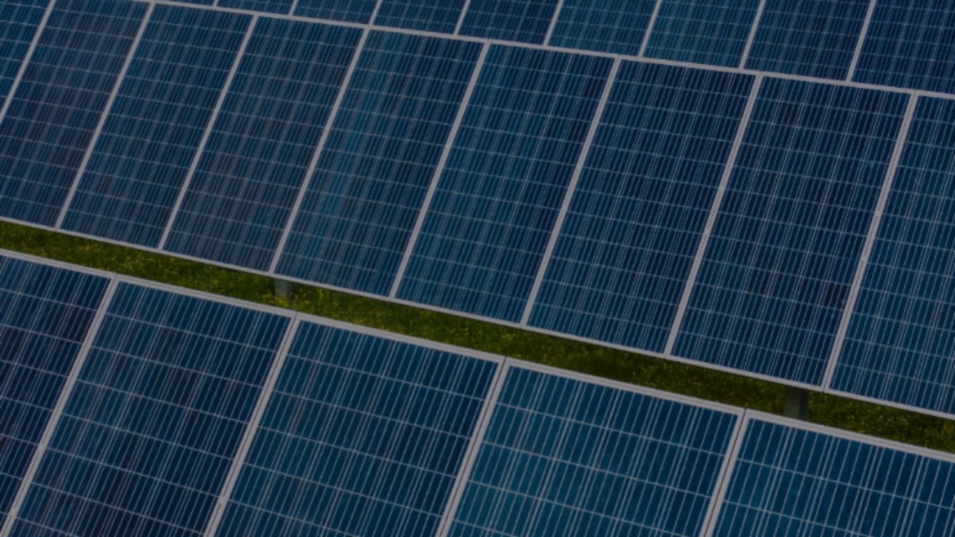 Solar_panels_banner_COP26