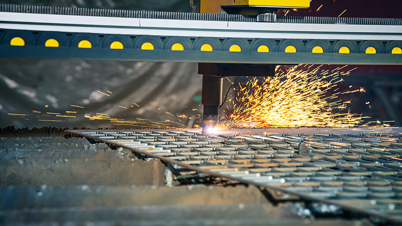 drill with sparks