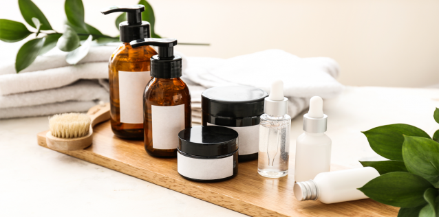 Containers containing cosmetics
